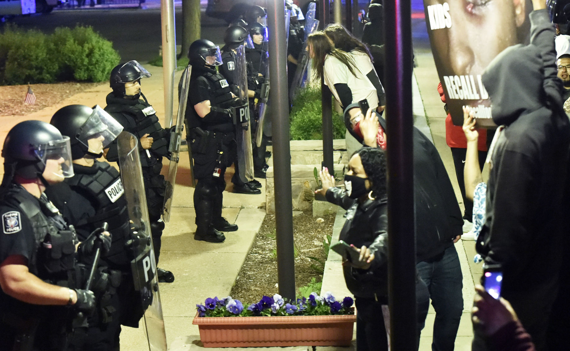 BLACK LIVES MATTER